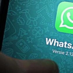 What are the main features of WhatsApp in 2022